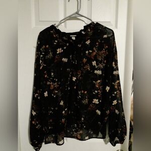 Chic Floral Sheer Blouse - Black